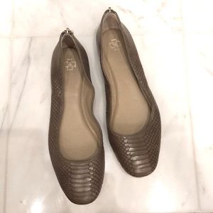 Ann Taylor Lizard Taupe Flats With Gold Faux Zipper Detailing on back  size 8M